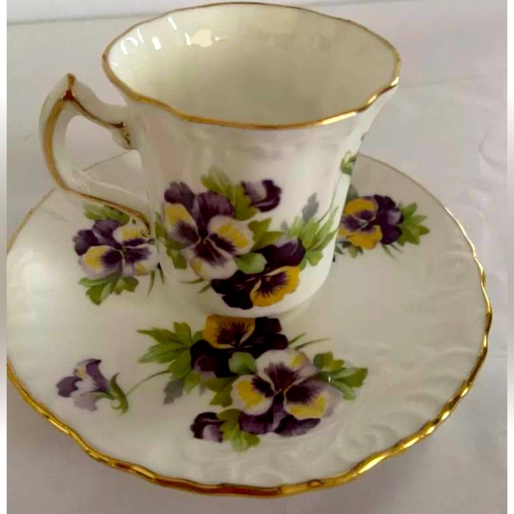 Vintage Hammersley Bone China Pansy Tea Cup & Saucer Made In England